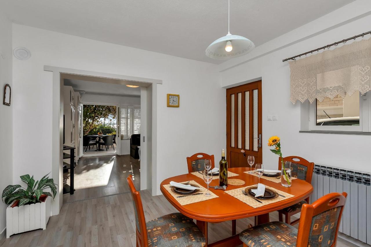 Apartments And Rooms By The Sea Baska Voda, Makarska - 2578 Esterno foto