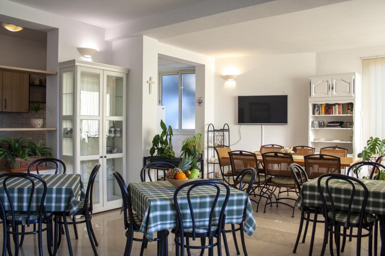 Apartments And Rooms By The Sea Baska Voda, Makarska - 2578 Esterno foto