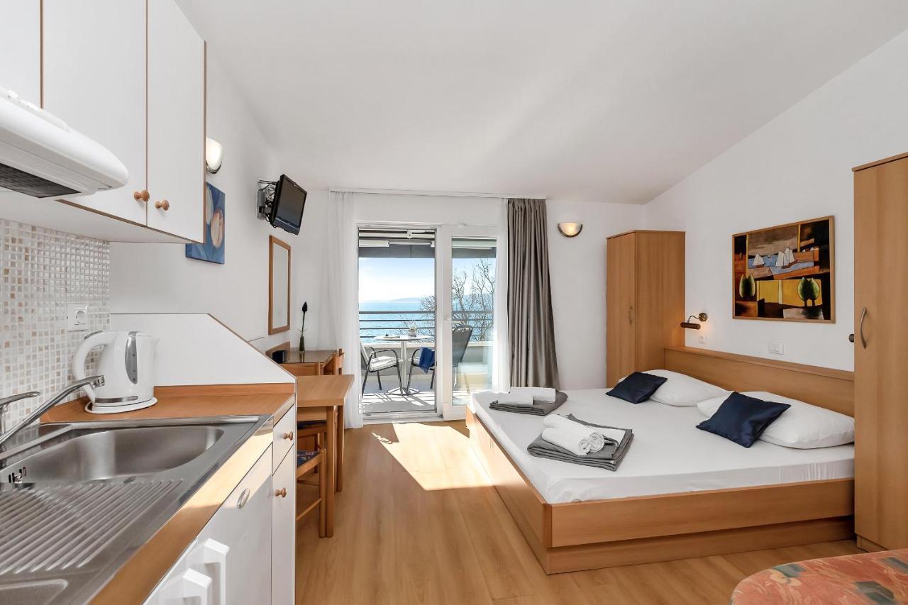 Apartments And Rooms By The Sea Baska Voda, Makarska - 2578 Esterno foto